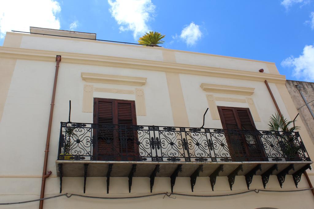 카스텔라마레델골포 Terrazza In Palazzo Taormina 빌라 외부 사진